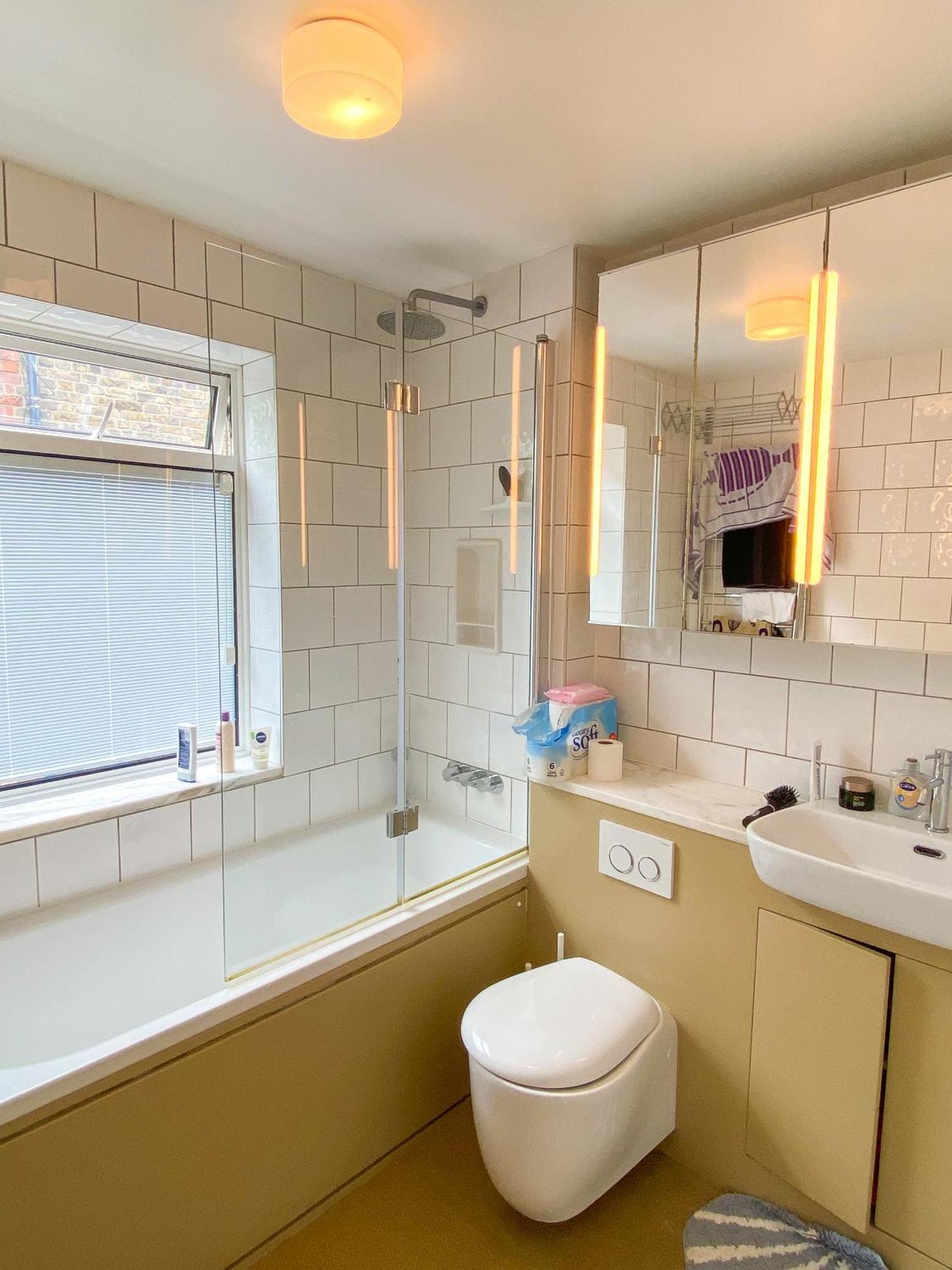 Apartment Quaint 1bd Flat Private Balcony West Kensington *