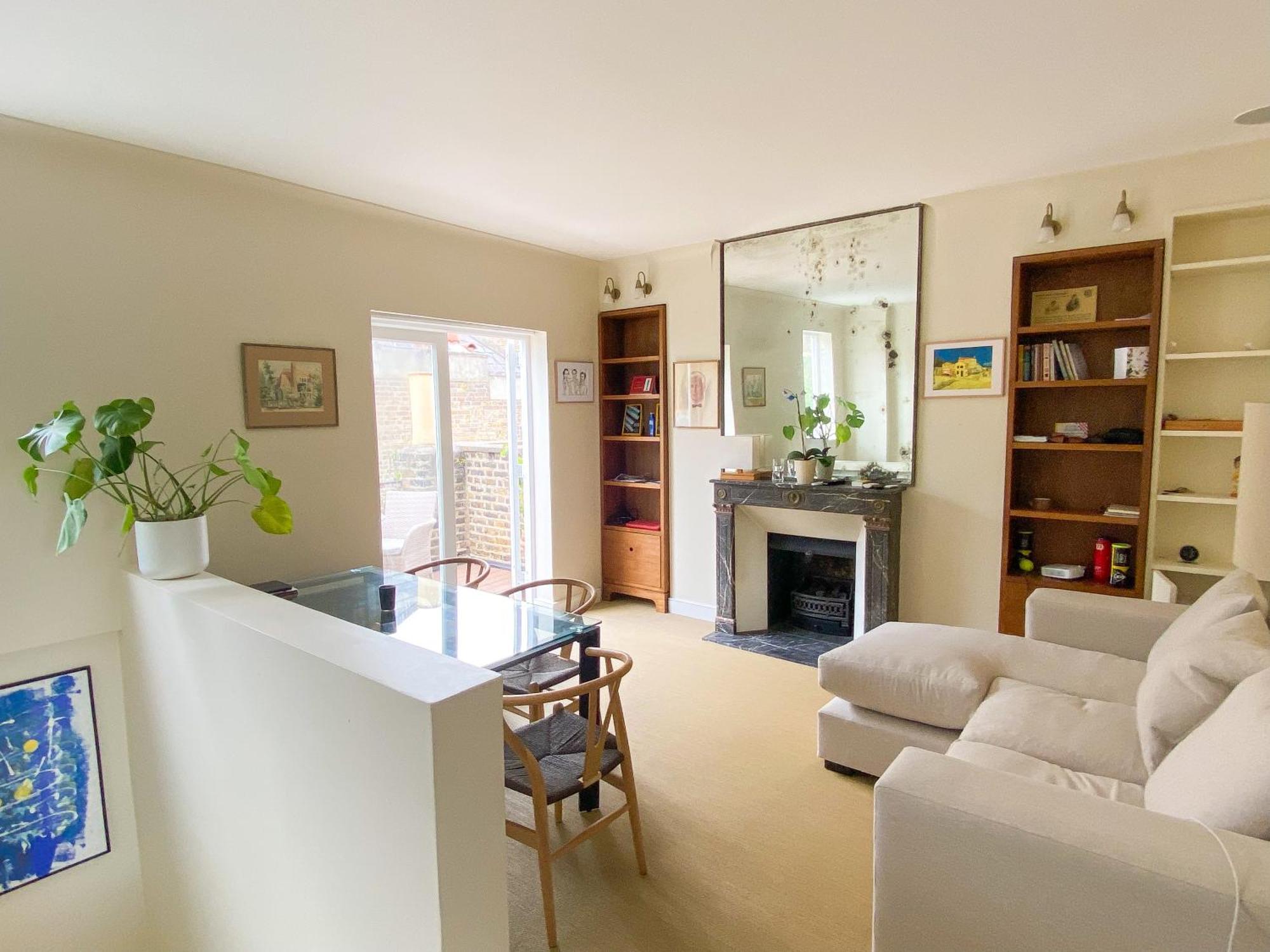 Apartment Quaint 1bd Flat Private Balcony West Kensington *